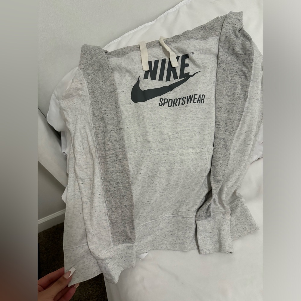 Nike sportswear lightweight hoodie size M